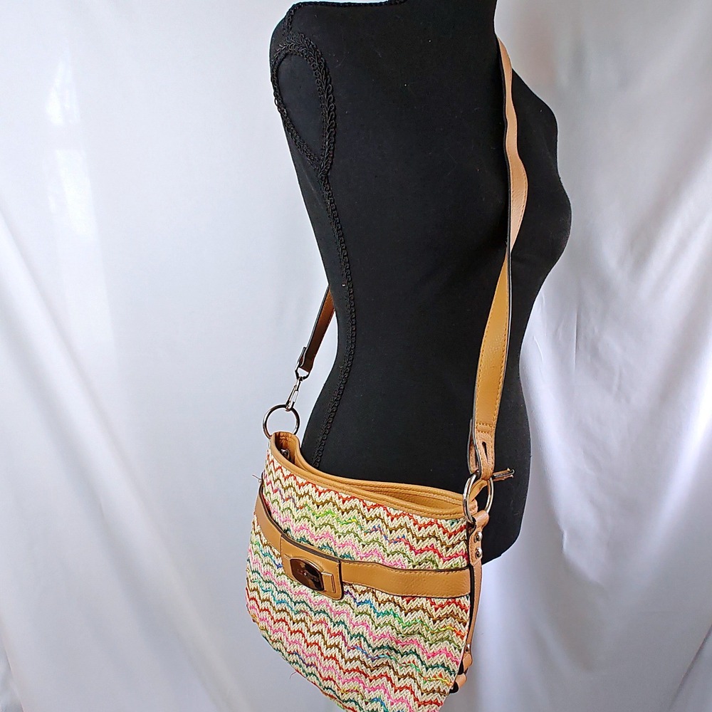 Rosetti Multicolor Chevron Crossbody Bag Boho Woven Straw Look Purse - Picture 3 of 8